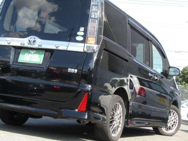 TOYOTA VOXY HYBRID 4WD 2016 Image 31