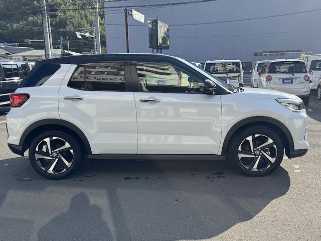 TOYOTA RAIZE HYBRID 2024 Image 31