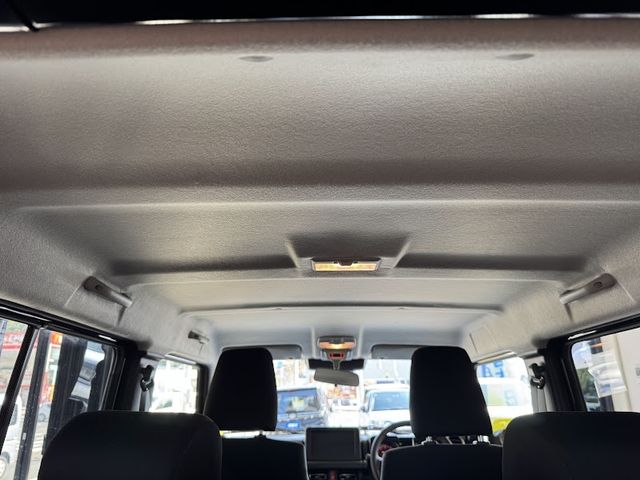 SUZUKI JIMNY NOMADE 2025 Image 31