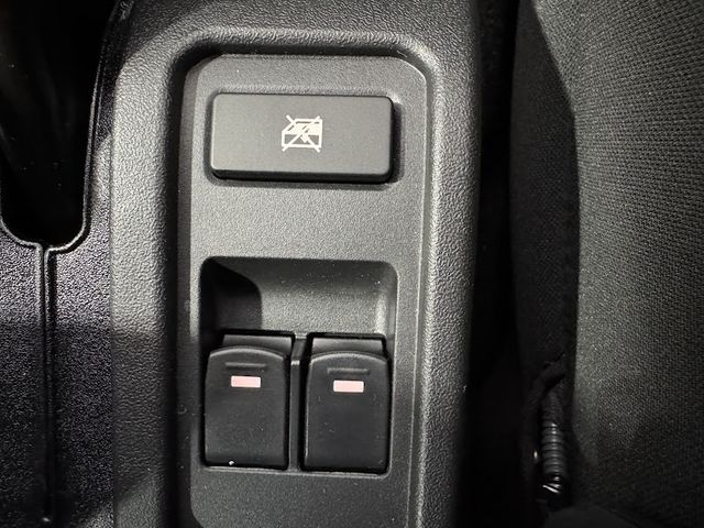 SUZUKI JIMNY NOMADE 2025 Image 31