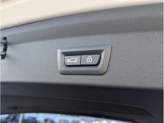 BMW 1SERIES 2022 Image 31