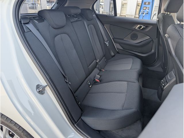 BMW 1SERIES 2022 Image 31