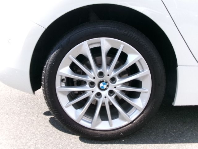 BMW 1SERIES 2022 Image 31