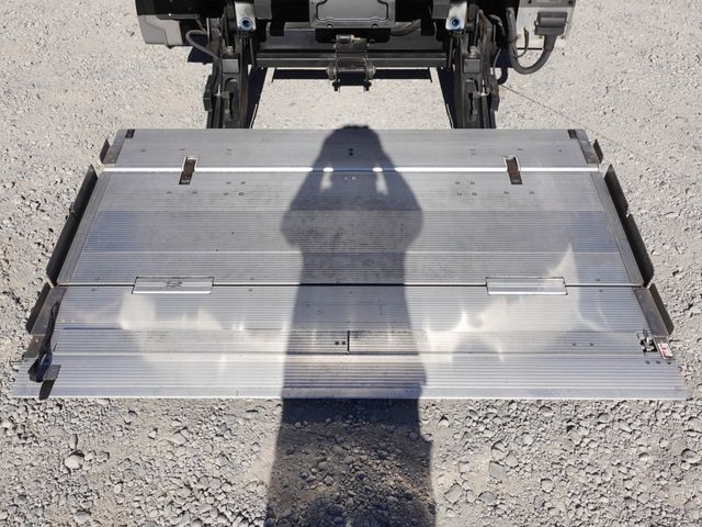 HINO DUTRO 2019 Image 31