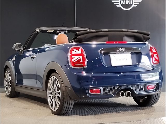 BMW MINI COOPER S OPEN 2019 Image 31
