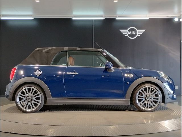 BMW MINI COOPER S OPEN 2019 Image 31