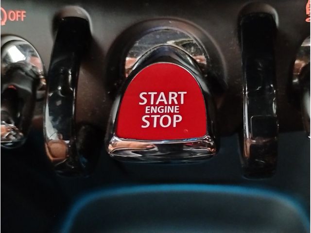 BMW MINI COOPER S OPEN 2019 Image 31