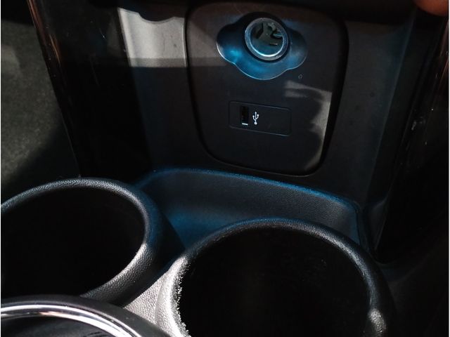 BMW MINI COOPER S OPEN 2019 Image 31