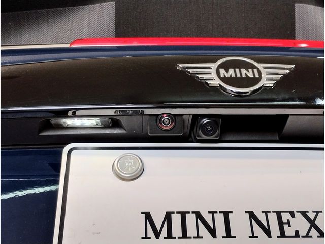 BMW MINI COOPER S OPEN 2019 Image 31