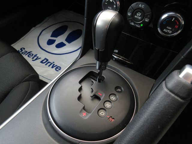 MAZDA RX-8 2011 Image 31