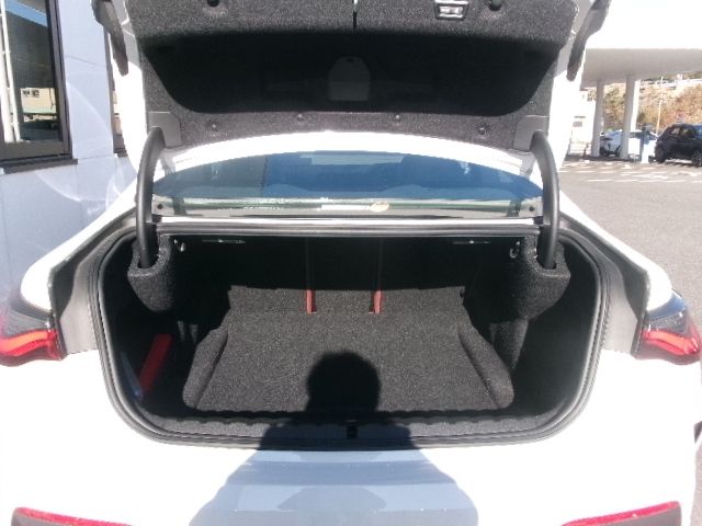 BMW 4SERIES COUPE 2021 Image 31