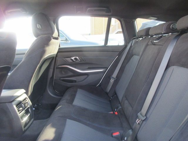 BMW 3SERIES TOURING 2025 Image 31