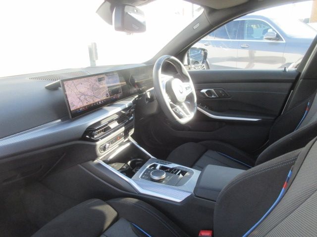 BMW 3SERIES TOURING 2025 Image 31