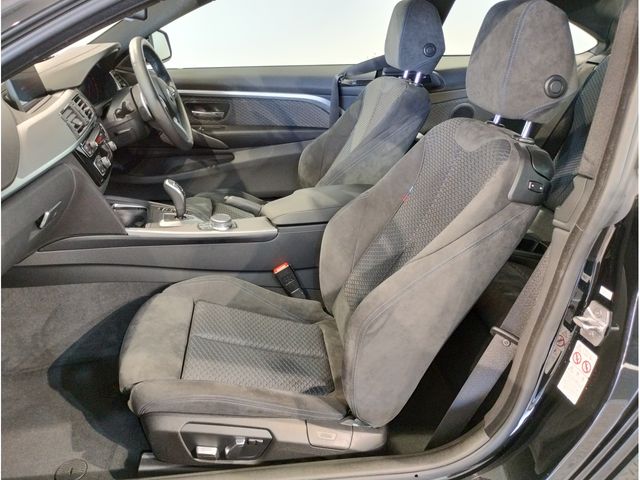 BMW 4SERIES COUPE 2019 Image 31