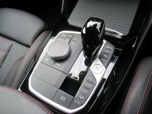 BMW X4 2024 Image 31