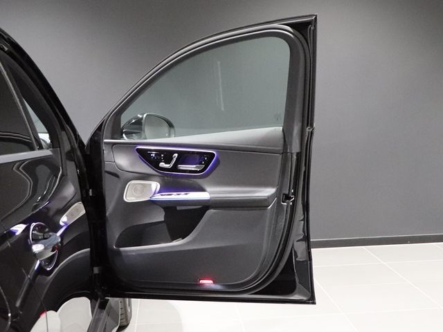 MERCEDES BENZ MERCEDES AMG GLCCLAS 2025 Image 31