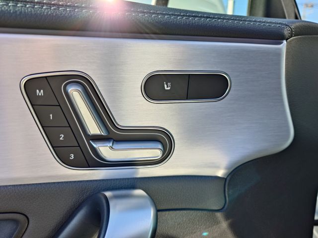 MERCEDES BENZ CLA SH 2023 Image 31