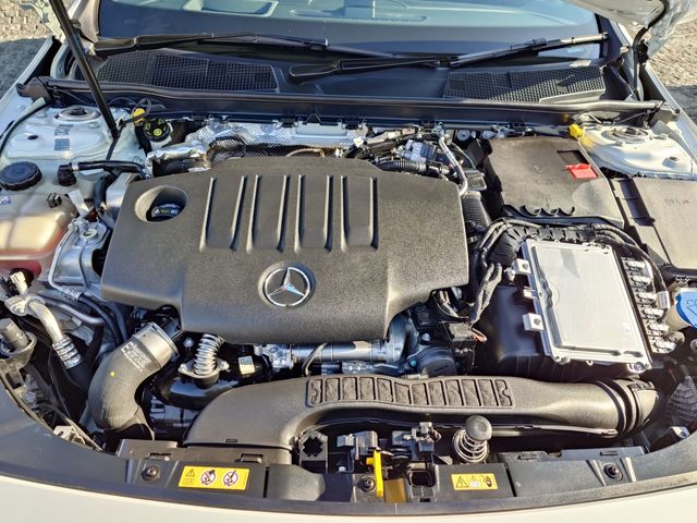 MERCEDES BENZ CLA SH 2023 Image 31