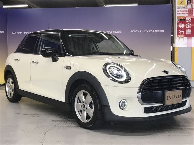 BMW MINI COOPER D 5DOOR 2021 Image 31