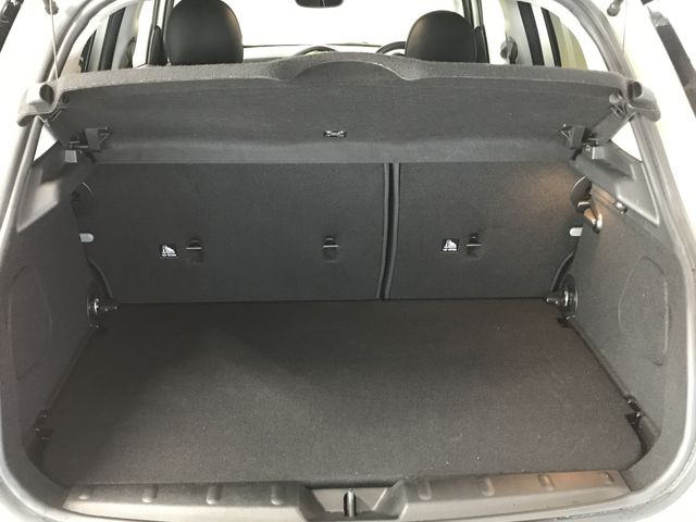 BMW MINI COOPER D 5DOOR 2021 Image 31