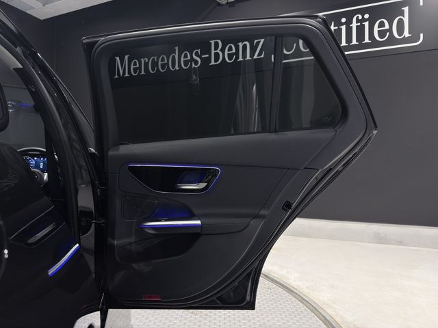 MERCEDES BENZ C CLAS 2024 Image 31
