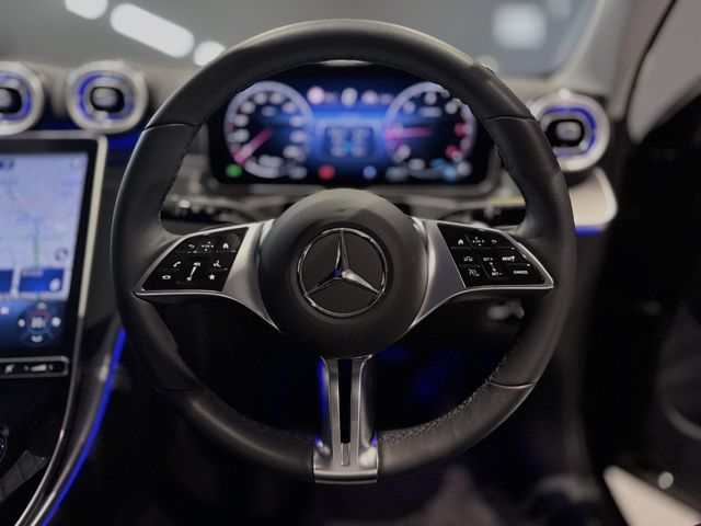 MERCEDES BENZ C CLAS 2024 Image 31