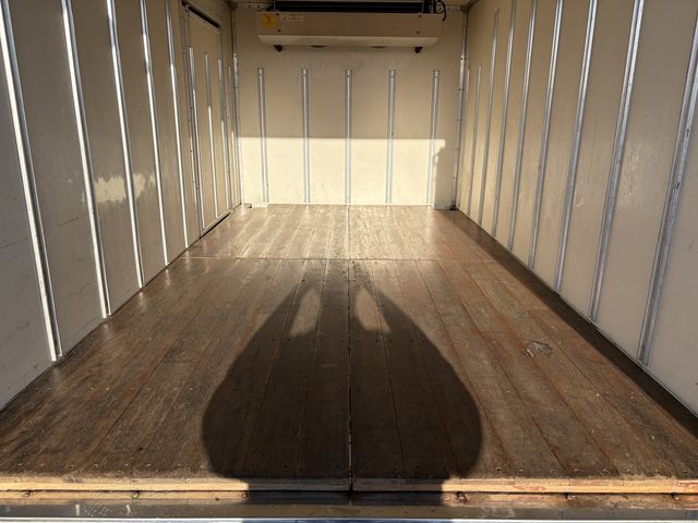 ISUZU ELF 2015 Image 31