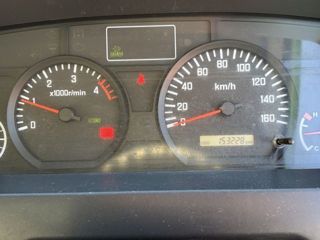 ISUZU ELF 2015 Image 31