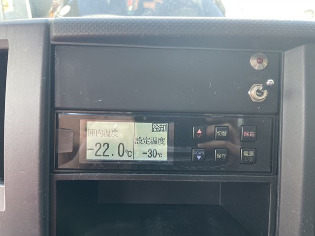 ISUZU ELF 2015 Image 31