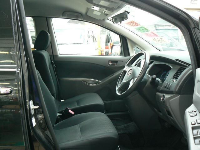 TOYOTA ISIS 2010 Image 31