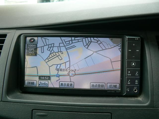 TOYOTA ISIS 2010 Image 31