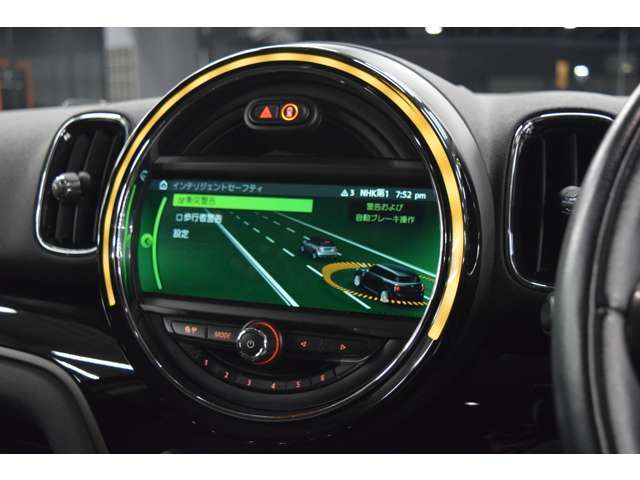 BMW MINI COOPER D CR 2017 Image 31