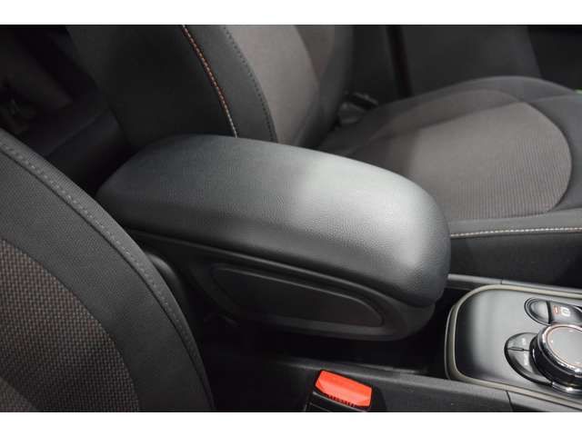 BMW MINI COOPER D CR 2017 Image 31