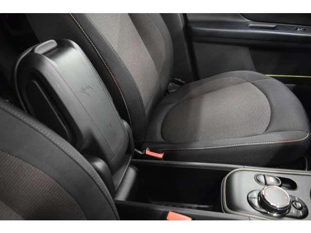 BMW MINI COOPER D CR 2017 Image 31