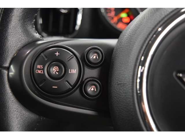 BMW MINI COOPER D CR 2017 Image 31