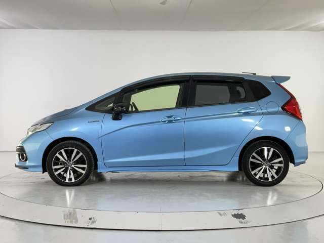 HONDA FIT HYBRID 2017 Image 31