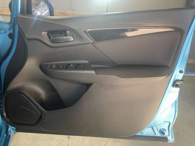 HONDA FIT HYBRID 2017 Image 31