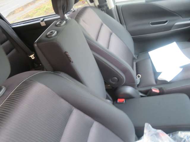 NISSAN SERENA  S-HYBRID 4WD 2017 Image 31