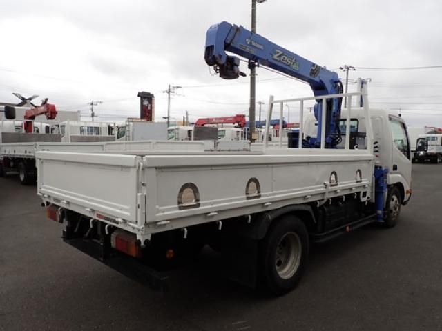 HINO DUTRO 2011 Image 31