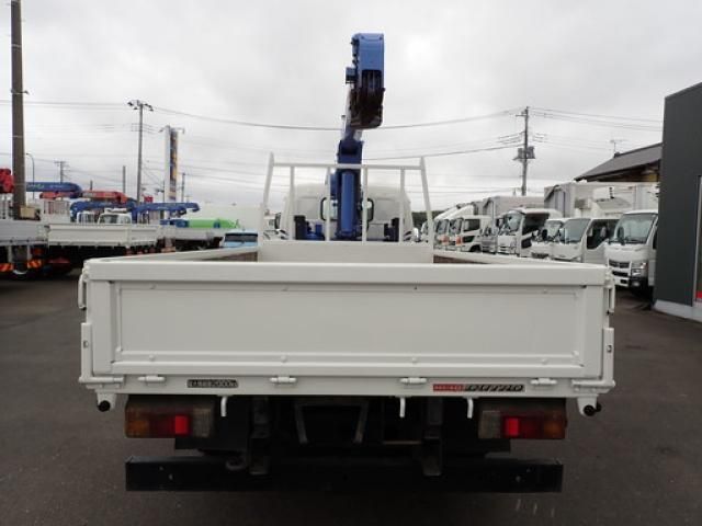 HINO DUTRO 2011 Image 31