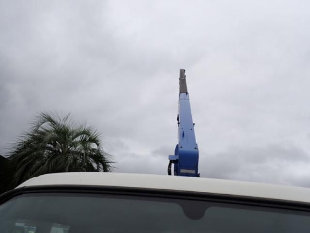 HINO DUTRO 2011 Image 31