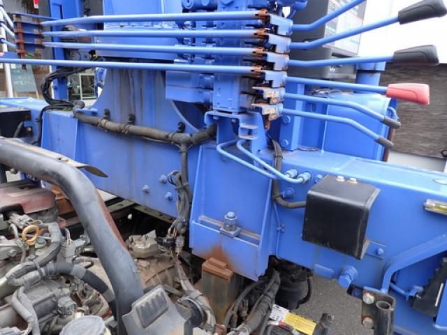 HINO DUTRO 2011 Image 31