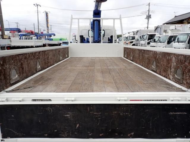 HINO DUTRO 2011 Image 31