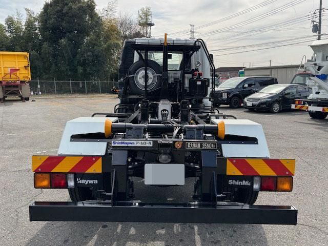 MITSUBISHI FUSOU FIGHTER 2024 Image 31