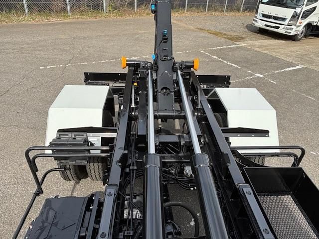 MITSUBISHI FUSOU FIGHTER 2024 Image 31