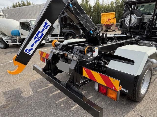 MITSUBISHI FUSOU FIGHTER 2024 Image 31