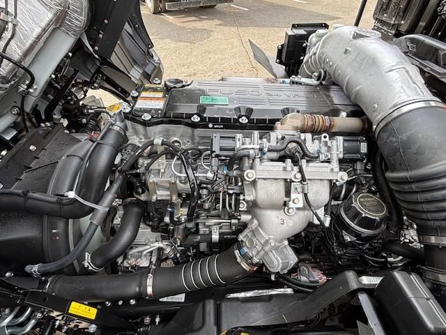 MITSUBISHI FUSOU FIGHTER 2024 Image 31