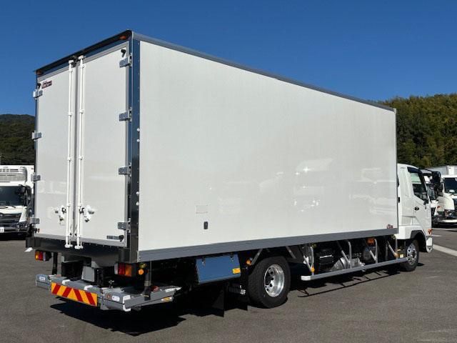 MITSUBISHI FUSOU FIGHTER 2025 Image 31