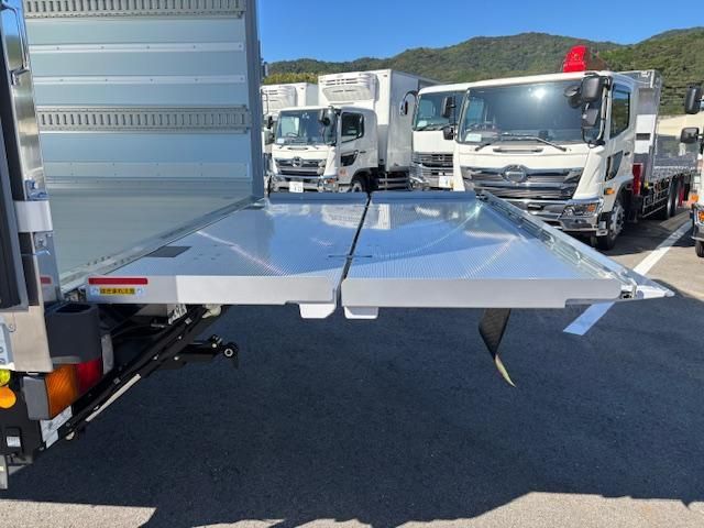 MITSUBISHI FUSOU FIGHTER 2025 Image 31