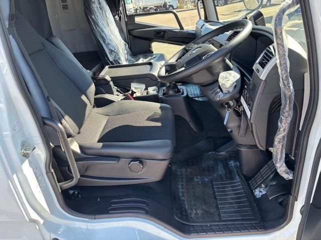 MITSUBISHI FUSOU FIGHTER 2025 Image 31